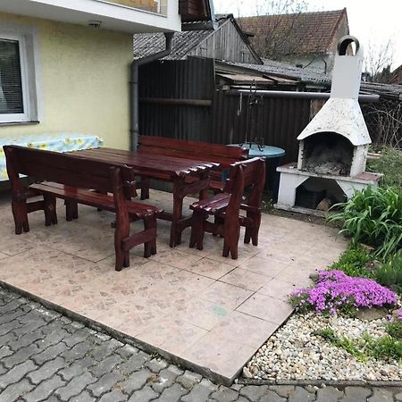 Apartmany Ingrid Bešeňová Eksteriør bilde